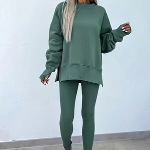 Solid Oversize Slit Sweatshirt with Ribbed Leggings Set